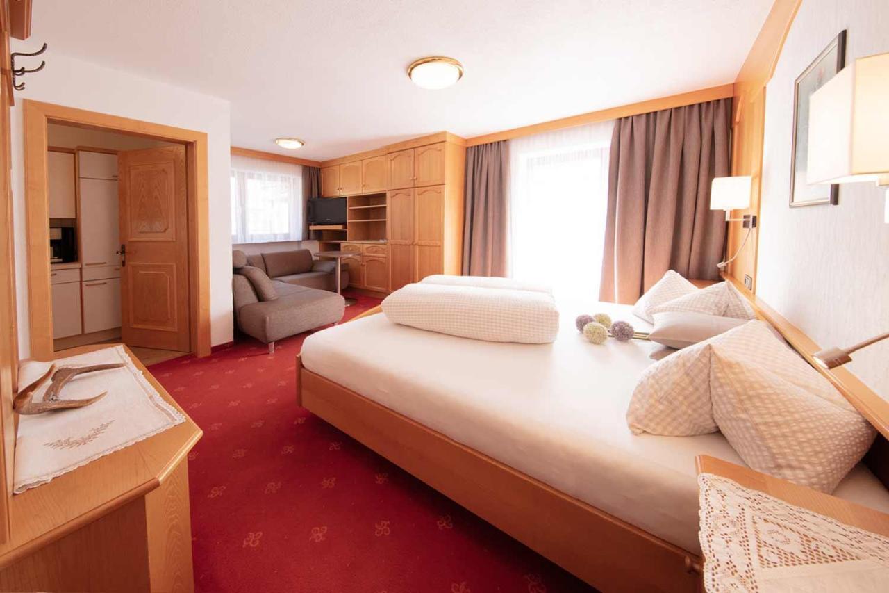 Haus Sonnwend Hotel Сьолден Екстериор снимка